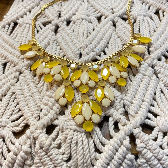 LIKE NEW Kate spade | Marquee Bib statement necklace #145 - Picture 4 of 7